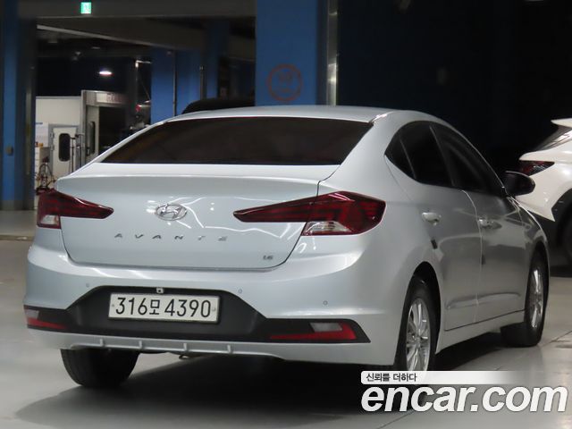 Hyundai AVANTE 1.6 Smart — пробег 98 394 км — фото 4 из 5