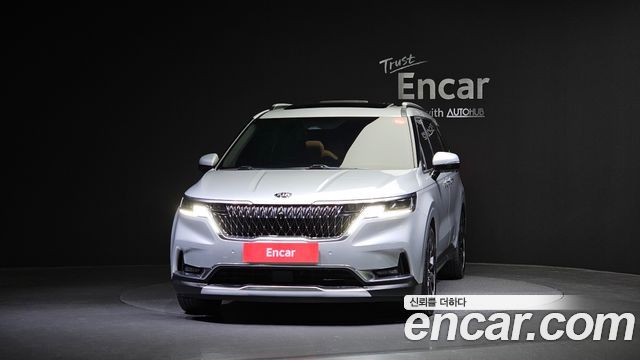 Kia Carnival 9-Seater Signature — пробег 119 155 км — фото 3 из 5