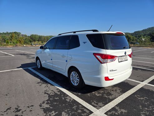 Ssangyong KORANDO 4WD GT 11-seater — пробег 201 901 км — фото 2 из 5