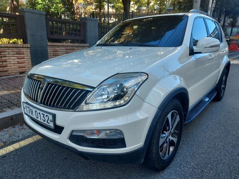 Ssangyong Rexton 2.2 4WD RX7 Prestige — пробег 176 000 км — фото 2 из 5
