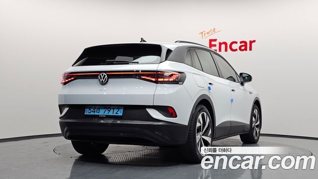 Volkswagen ID.4 Pro — пробег 65 033 км — фото 2 из 5