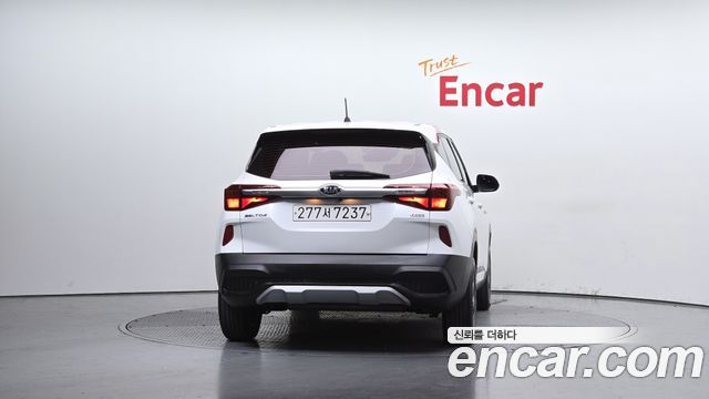 Kia Seltos из Кореи Encar