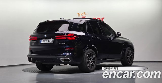 BMW X5 xDrive 30d M Sport — пробег 29 995 км — фото 2 из 5