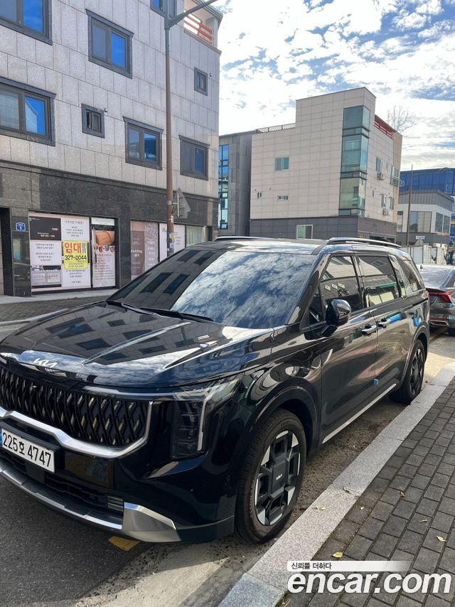 Kia Carnival HEV 9seater Nobless — пробег 8 000 км — фото 2 из 5