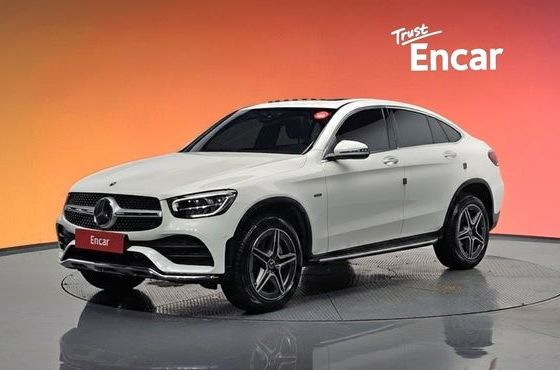 Mercedes-Benz GLC-Class GLC300e 4MATIC Coupe — пробег 49 540 км — фото 1 из 5