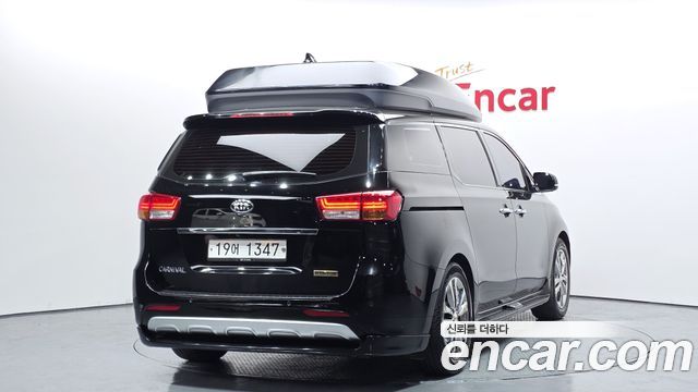 Kia Carnival из Кореи Encar