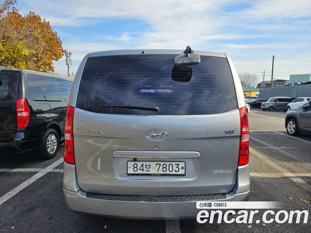 Hyundai Starex 5-Seater VAN CVX Luxury — пробег 188 761 км — фото 4 из 5