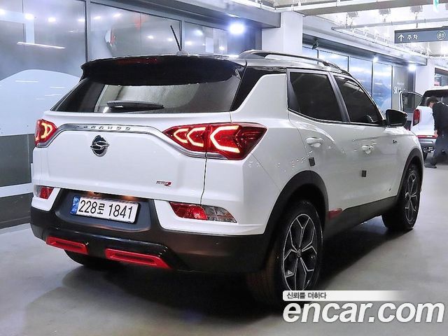 Ssangyong KORANDO Gasoline 1.5 2WD R-Plus — пробег 54 624 км — фото 4 из 5