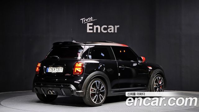Mini Cooper JCW Pat Moss Edition 3rd — пробег 39 318 км — фото 2 из 5