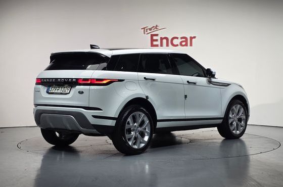 Land Rover Range Rover Evoque P250 SE — пробег 36 861 км — фото 2 из 5