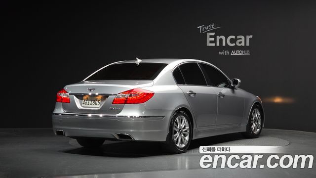Hyundai Genesis из Кореи Encar