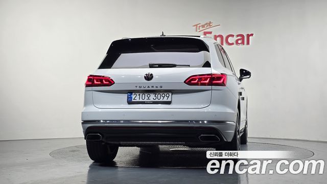 Volkswagen Touareg 3.0 TDI Prestige — пробег 47 471 км — фото 4 из 5