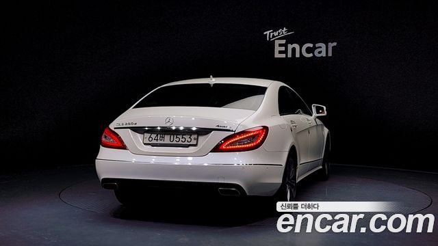 Mercedes-Benz CLS-Class из Кореи Encar