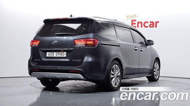 Kia Carnival из Кореи Encar