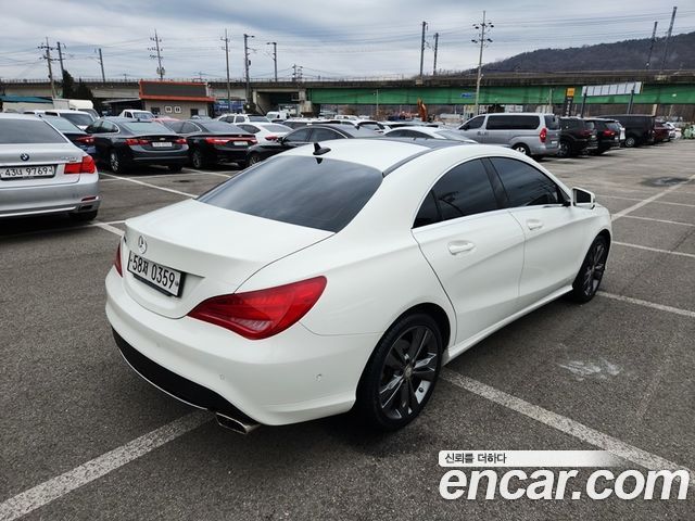 Mercedes-Benz CLA-Class CLA200 d — пробег 65 312 км — фото 2 из 5