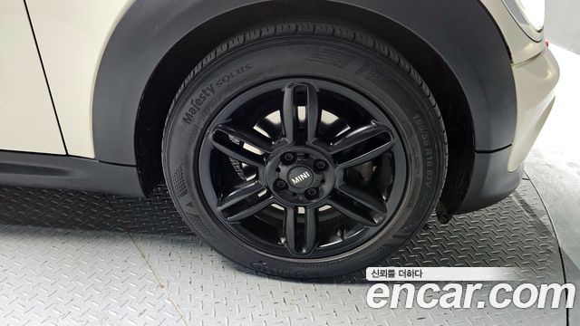 Mini Cooper из Кореи Encar