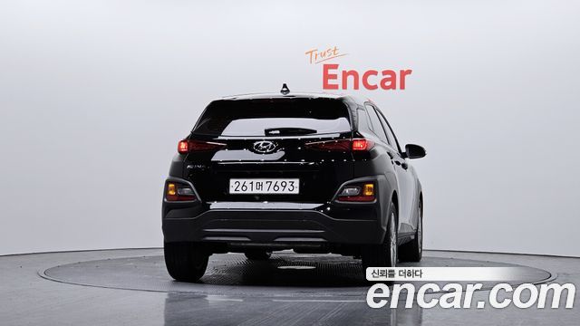 Hyundai Kona из Кореи Encar