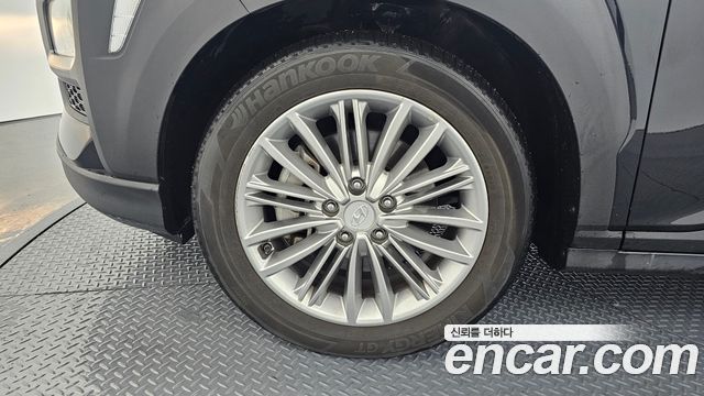 Hyundai Kona из Кореи Encar