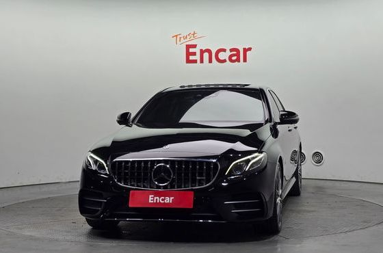 Mercedes-Benz E-Class E300 4MATIC AMG Line — пробег 75 539 км — фото 3 из 5