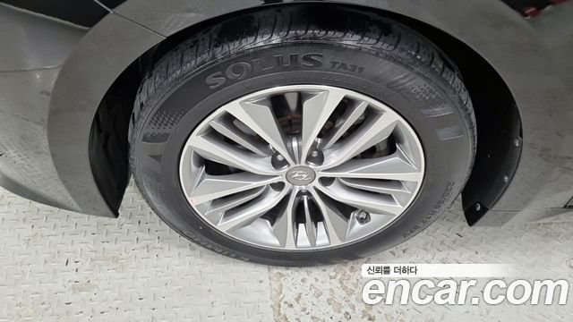 Hyundai Grandeur из Кореи Encar