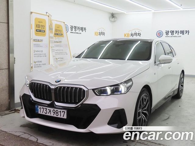 BMW 5-Series 523d M Sport — пробег 51 175 км — фото 2 из 5