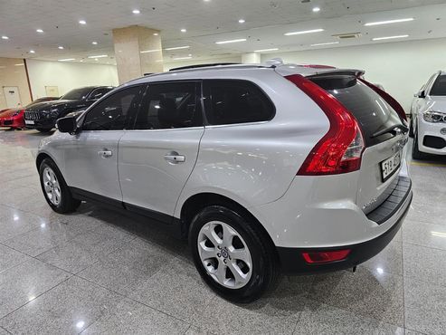 Volvo XC60 D4 1st — пробег 158 152 км — фото 4 из 5