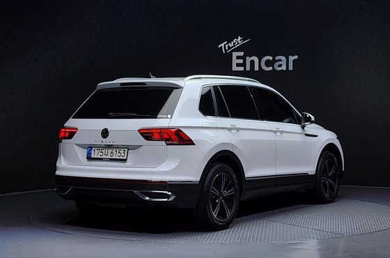 Volkswagen Tiguan 2.0 TDI Premium — пробег 55 142 км — фото 2 из 5