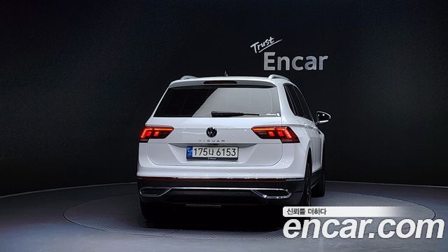 Volkswagen Tiguan из Кореи Encar