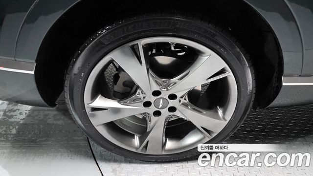 Genesis GV80 из Кореи Encar