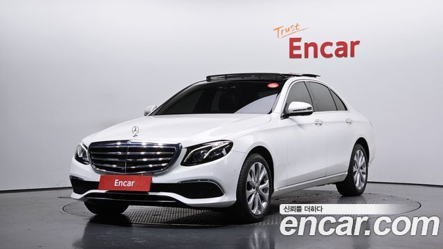 Mercedes-Benz E-Class E300 4MATIC EX Intelligent Drive — пробег 54 340 км — фото 1 из 5