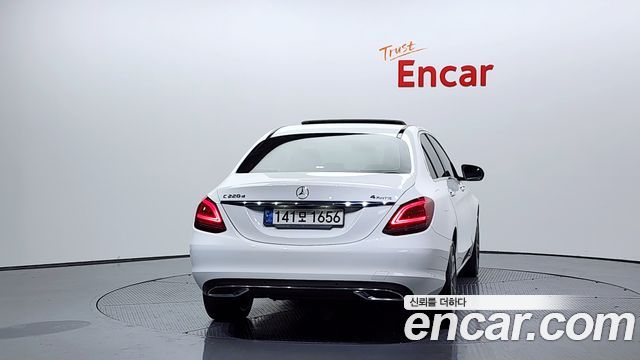 Mercedes-Benz C-Class из Кореи Encar