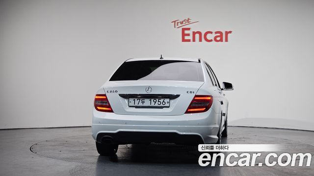 Mercedes-Benz C-Class из Кореи Encar