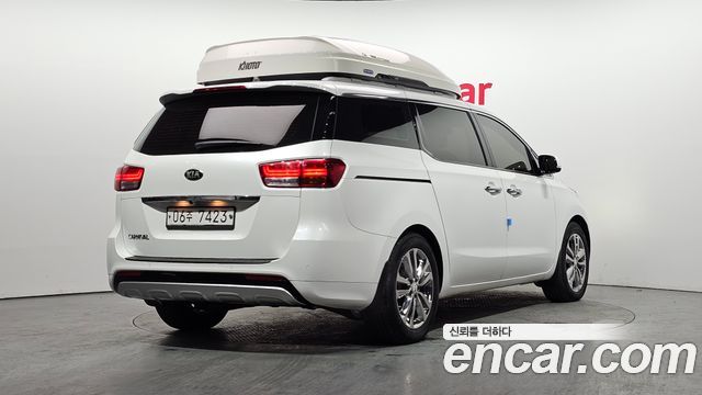 Kia Carnival Gasoline 9-seater Noblesse — пробег 54 363 км — фото 2 из 5
