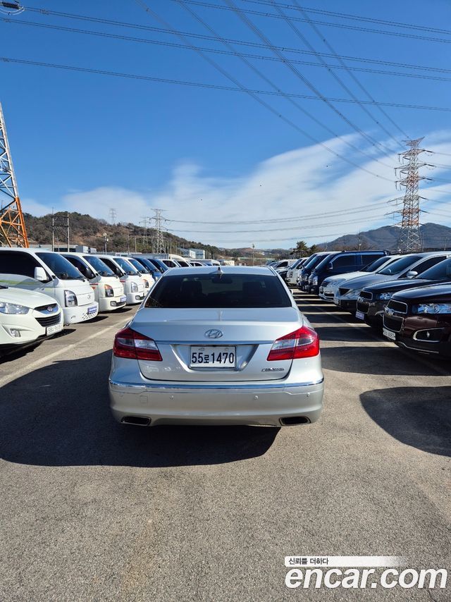 Hyundai Genesis из Кореи Encar
