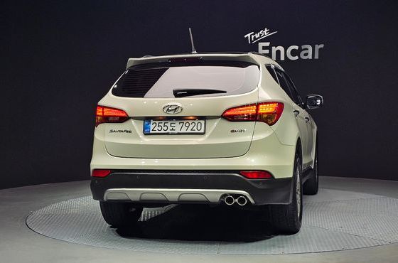 Hyundai Santafe Diesel(e-VGT) 2.0 2WD Premium — пробег 192 728 км — фото 4 из 5