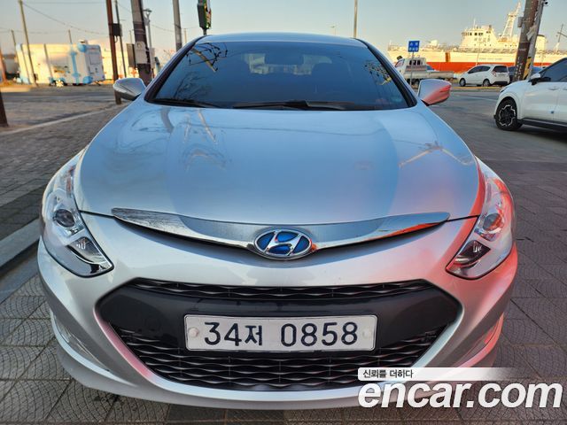 Hyundai Sonata 2.0 Modern — пробег 190 000 км — фото 1 из 5