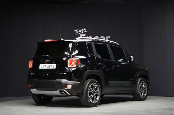 Jeep Renegade 2.0 Diesel Limited AWD — пробег 23 814 км — фото 2 из 5