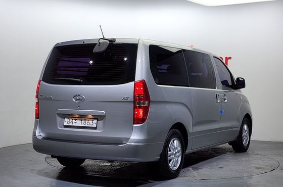 Hyundai Starex 5-Seater VAN Smart — пробег 125 989 км — фото 2 из 5