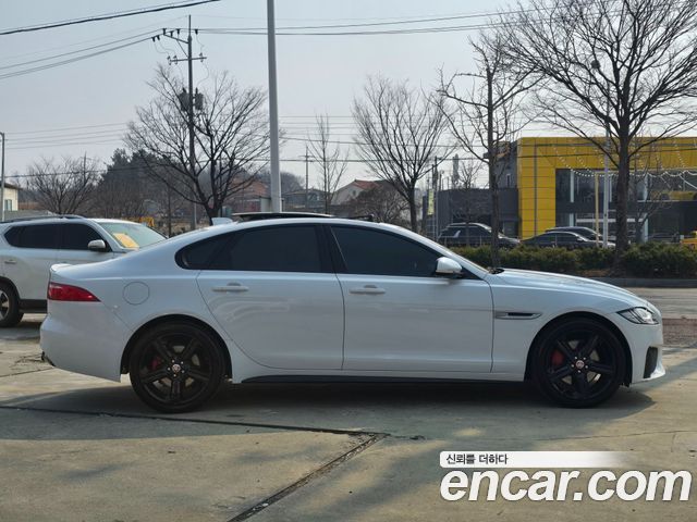 Jaguar XF 3.0 S AWD — пробег 119 000 км — фото 4 из 5
