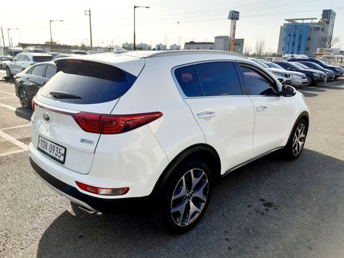 Kia Sportage Diesel 2WD Prestige — пробег 130 000 км — фото 4 из 5