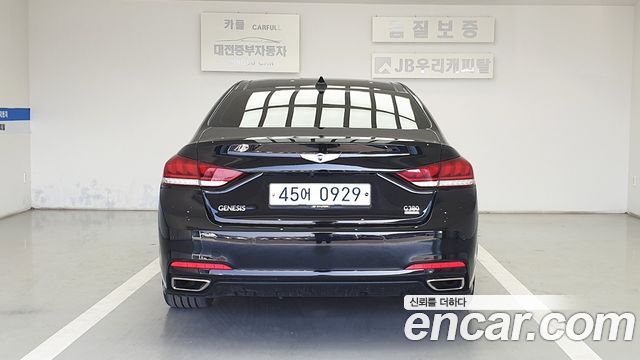Hyundai Genesis из Кореи Encar