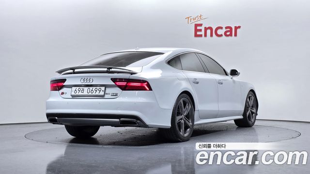 Audi A7 40 TFSI Quattro Sport 4G — пробег 126 852 км — фото 2 из 5