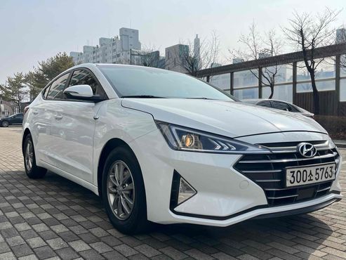 Hyundai AVANTE 1.6 Smart — пробег 130 000 км — фото 3 из 5