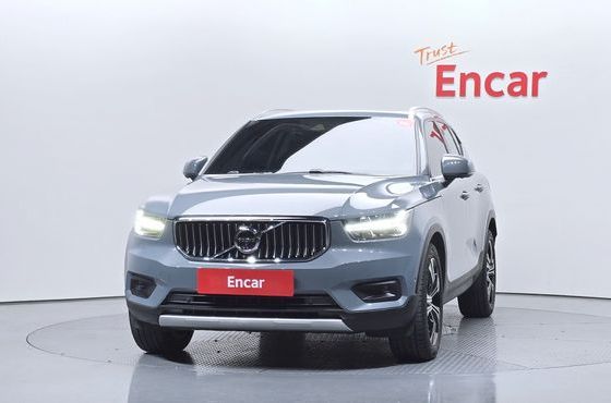 Volvo XC40 B4 Inscription — пробег 53 265 км — фото 3 из 5