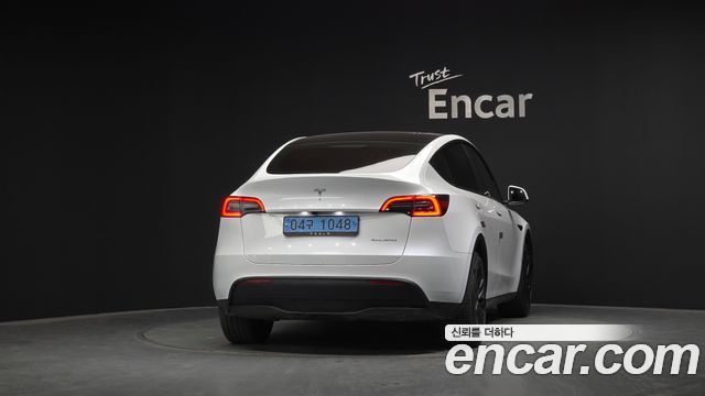Tesla Model Y Long Range AWD — пробег 32 851 км — фото 4 из 5