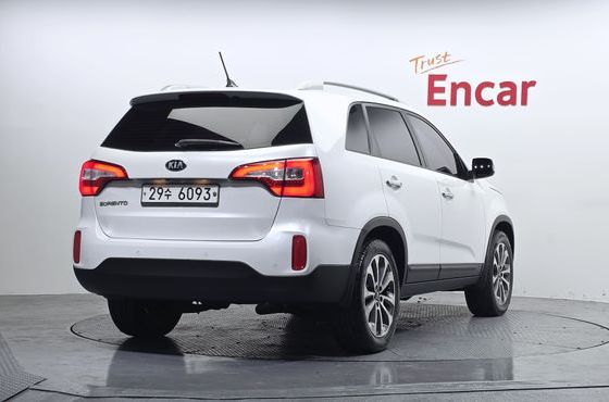 Kia Sorento Diesel 2.0 2WD Limited Special — пробег 181 847 км — фото 2 из 5