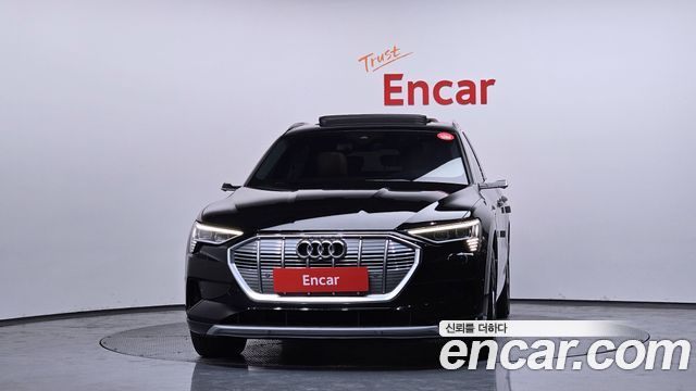 Audi e-tron 50 Quattro Sportback — пробег 56 501 км — фото 3 из 5