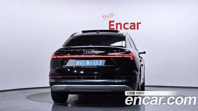 Audi e-tron 50 Quattro Sportback — пробег 56 501 км — фото 4 из 5