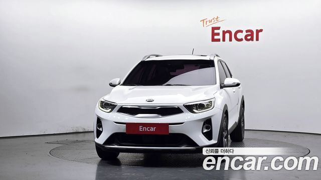 Kia Stonic из Кореи Encar