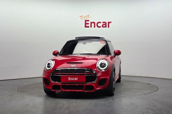 Mini Cooper JCW 3rd Generation — пробег 38 764 км — фото 3 из 5